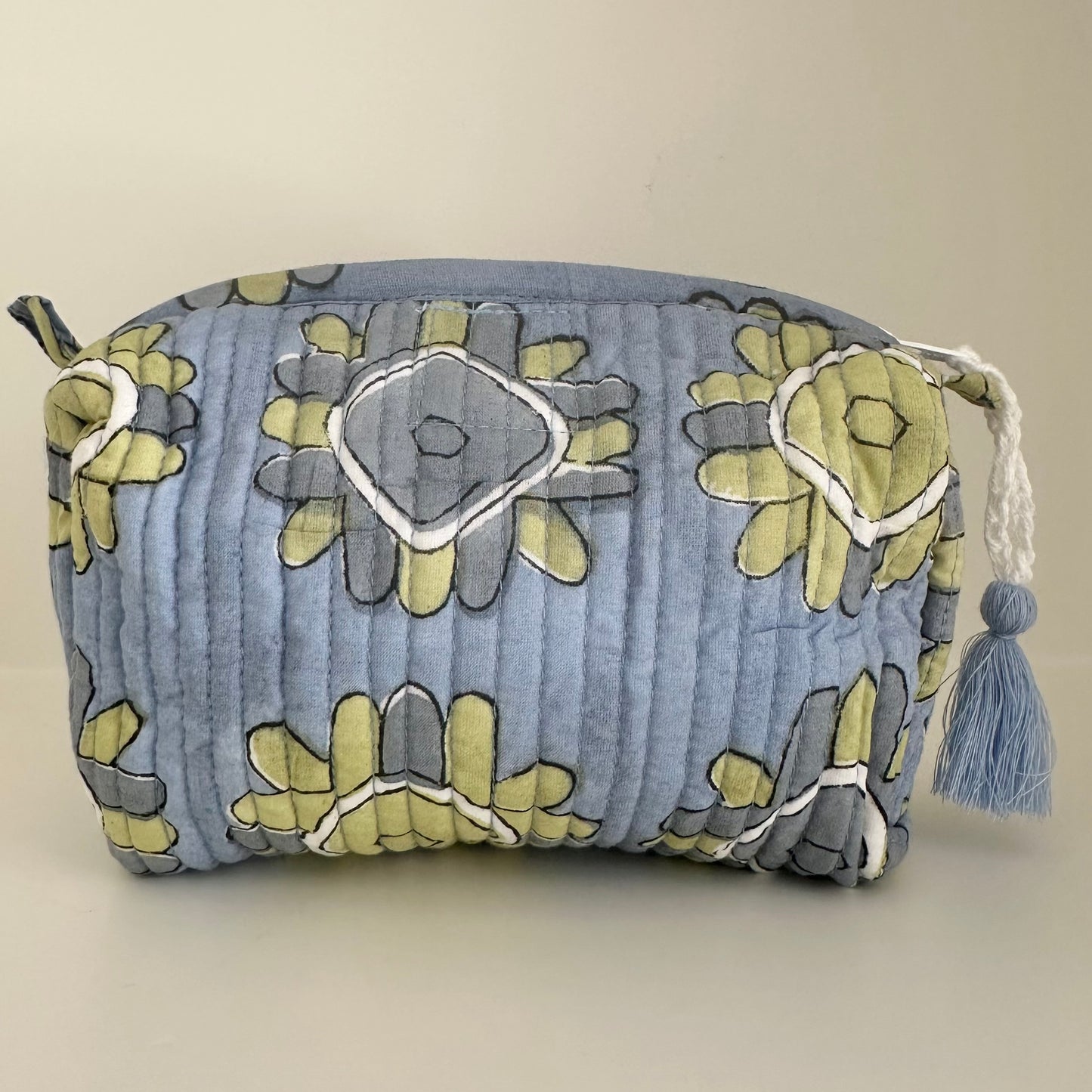 Round Top Wildflower Cosmetic Bag (Small)