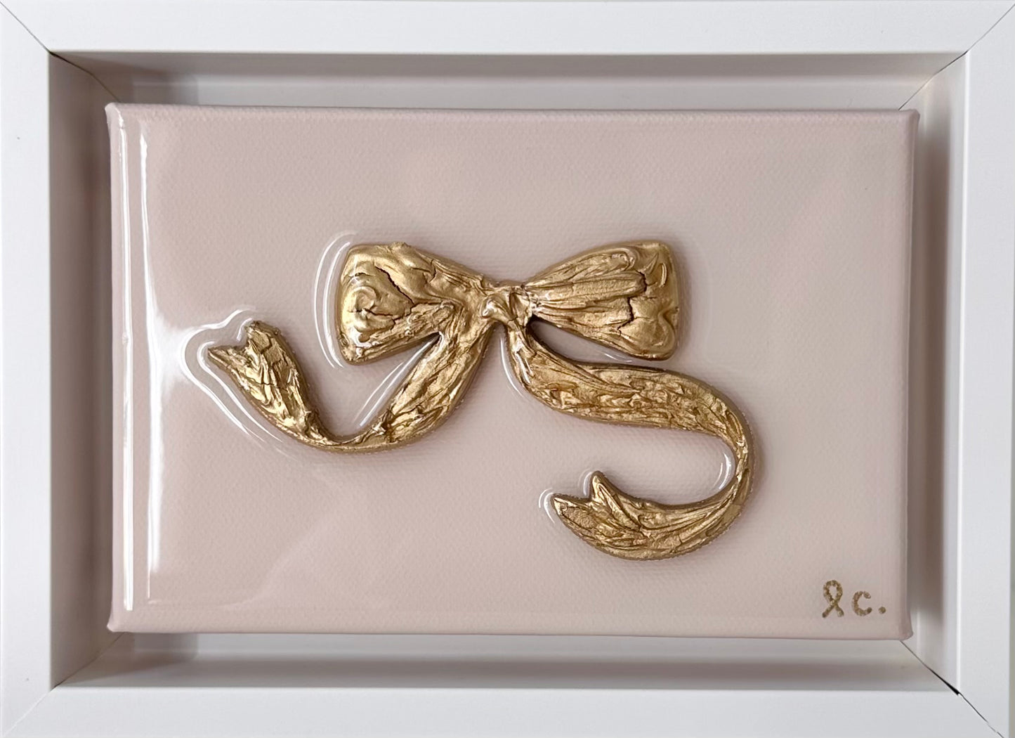 Textured Bow 4x6 (framed)