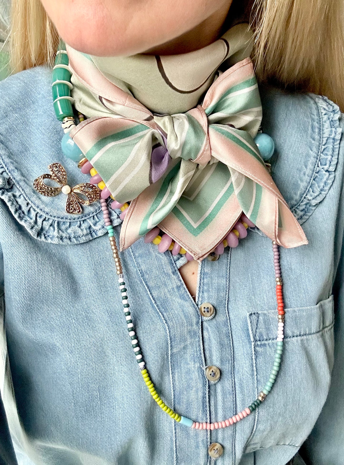 Round Top Wildflowers Scarf (Green)