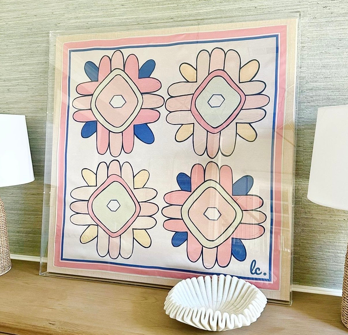 Round Top Wildflower Scarf (Acrylic Frame)