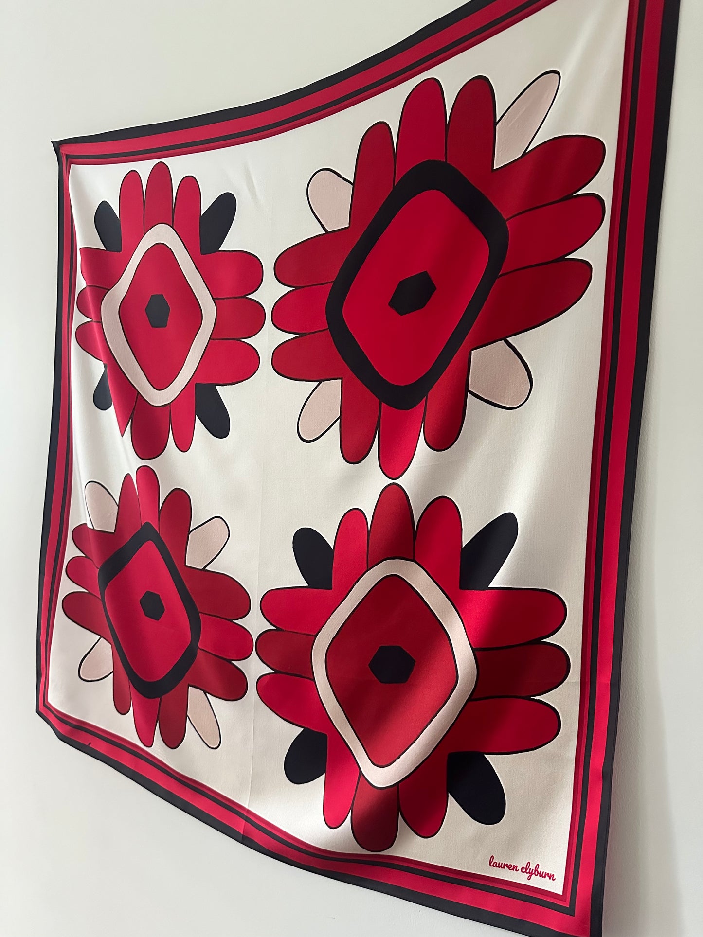 Round Top Wildflowers Scarf (Red & Black)