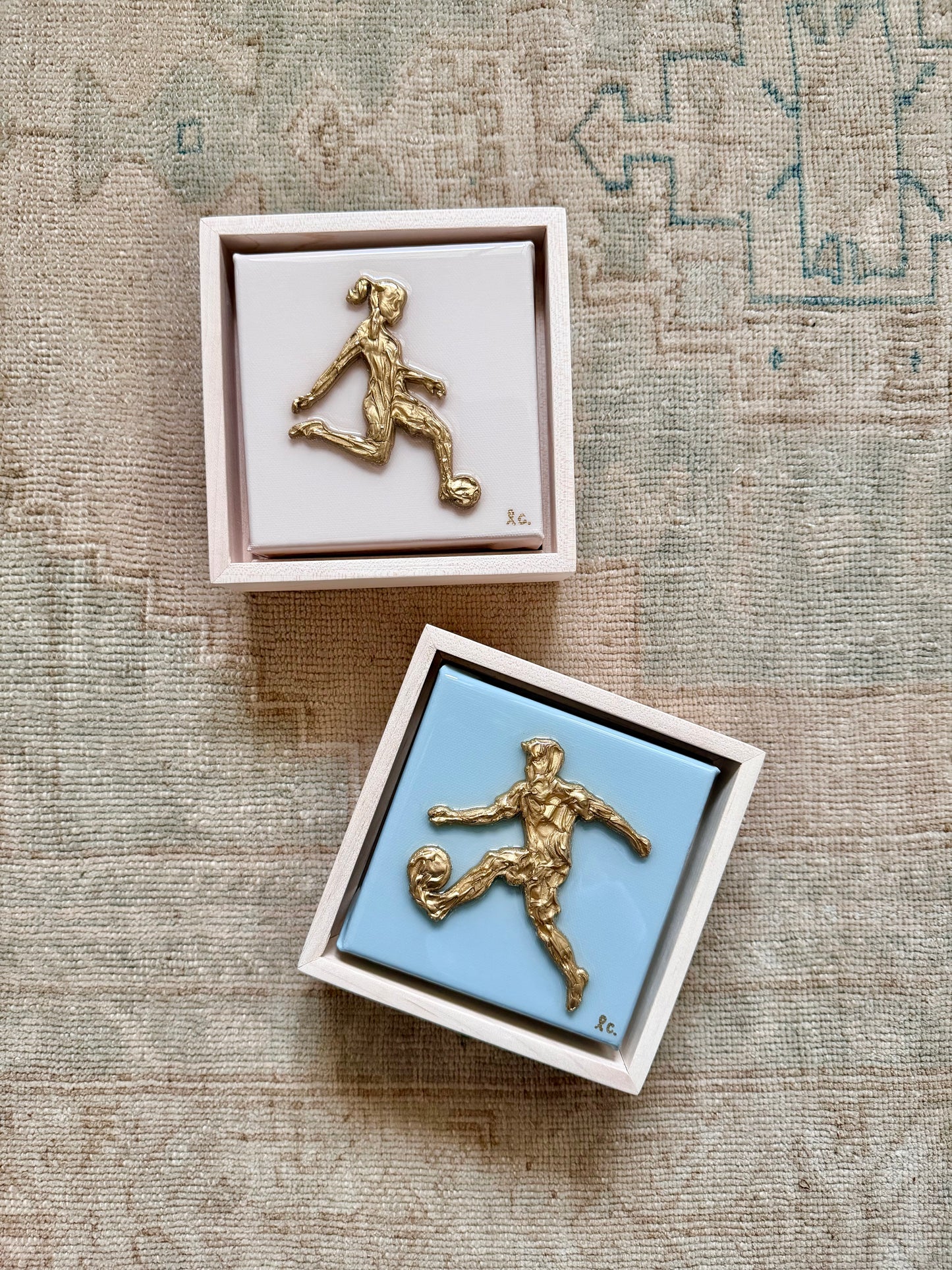 Textured Soccer Player 5x5 (framed)