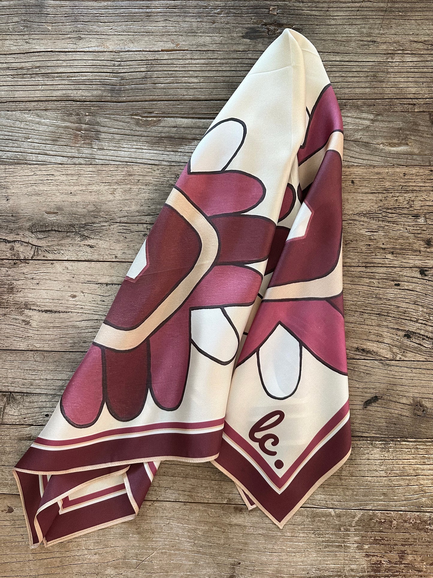 Round Top Wildflowers Scarf (Maroon)